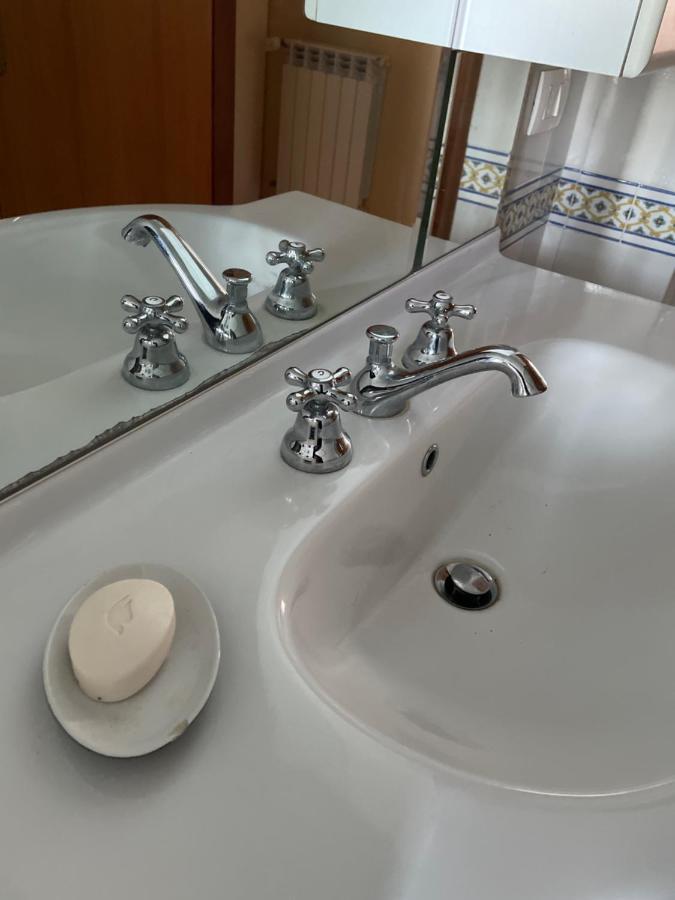 B&B Le Tre Rose Di Maria Pedara Kültér fotó